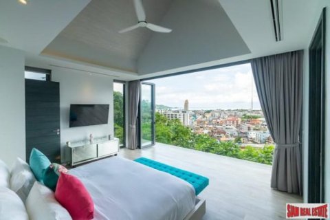 5 bedrooms Villa in Patong, Thailand No. 96386 18