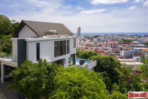 5 bedrooms Villa in Patong, Thailand No. 96386 26
