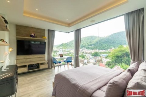 5 bedrooms Villa in Patong, Thailand No. 96386 21