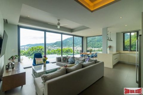 5 bedrooms Villa in Patong, Thailand No. 96386 3