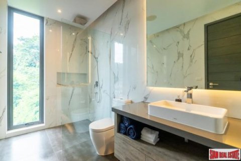 5 bedrooms Villa in Patong, Thailand No. 96386 29