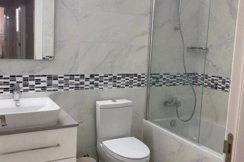 3 bedrooms Apartment in Paphos, Cyprus No. 78722 7