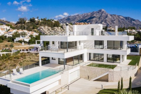 Вилла с 4 спальнями в Марбелья, Испания №27046