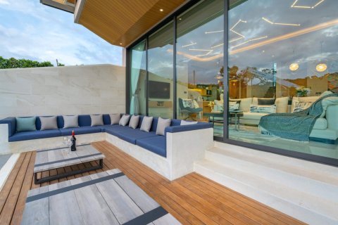 Вилла с 3 спальнями в Раваи, Таиланд №285 7