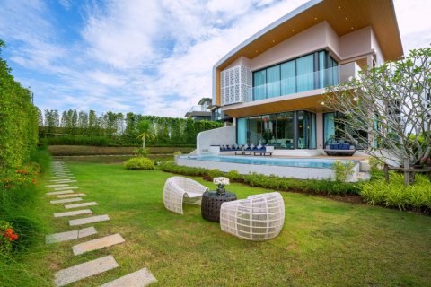 Вилла с 3 спальнями в Раваи, Таиланд №285 2