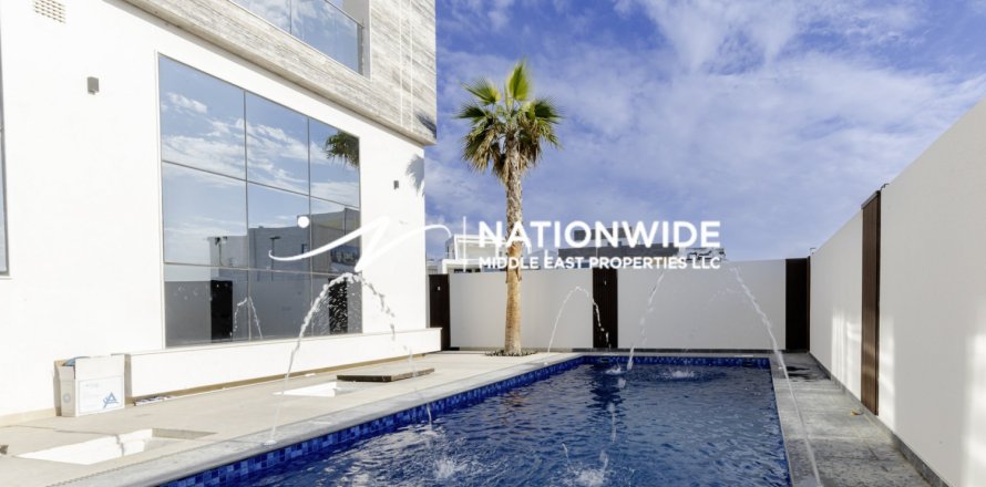 6 bedrooms Villa in Binh Duong, Vietnam No. 117222