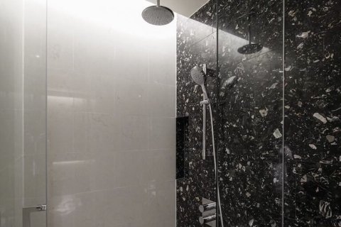 2 bedrooms Condo in Bangkok, Thailand No. 438 3