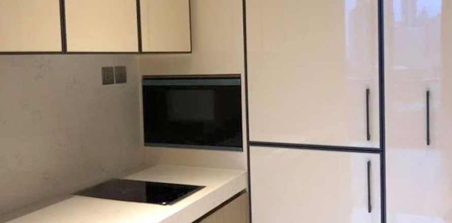 2 bedrooms Condo in Bangkok, Thailand No. 438