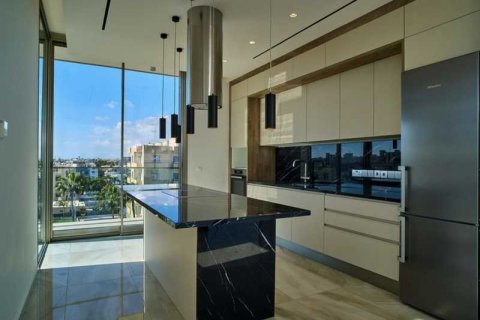 2 bedrooms Apartment in Germasogeia, Cyprus No. 80887 6