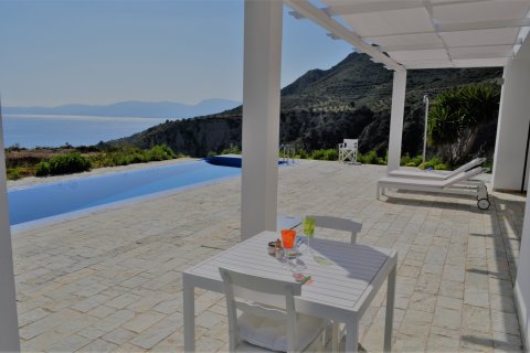 3 bedrooms House in Zakynthos, Greece No. 69607 3