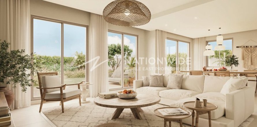 3 bedrooms Townhouse in Binh Duong, Vietnam No. 113142