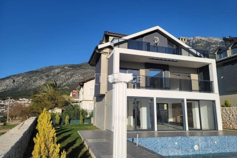 4 bedrooms Villa in Hoang An, Vietnam No. 12405 3