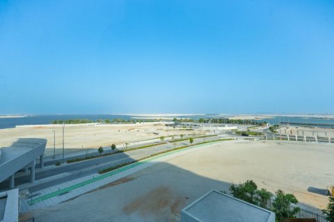 2 dormitorios Apartment en Al Tebin Al Shaabiyya Housing, Vietnam No. 5996 3