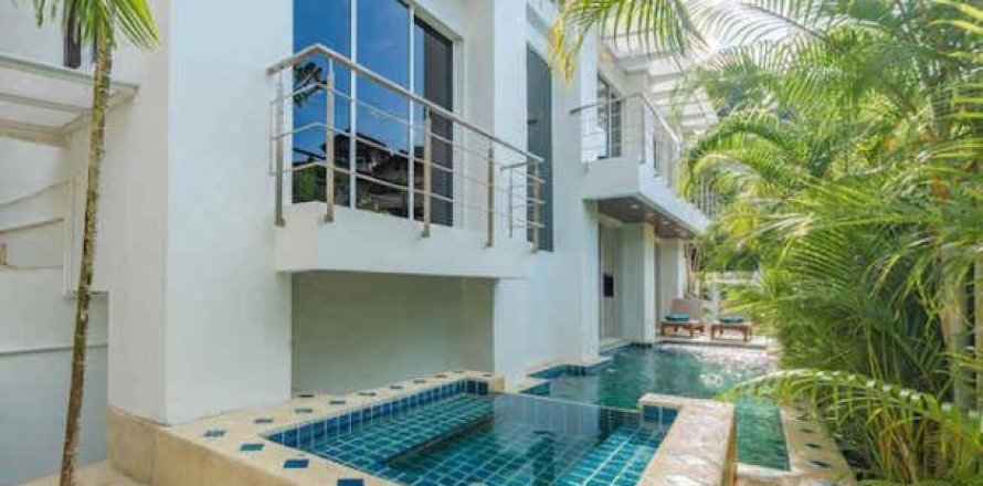 4 bedrooms Villa in Patong, Thailand No. 96330