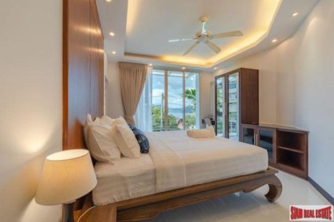 4 bedrooms Villa in Patong, Thailand No. 96330 16