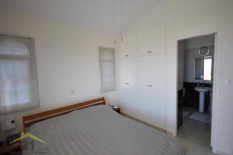 3 bedrooms Villa in Pegeia, Cyprus No. 39128 9