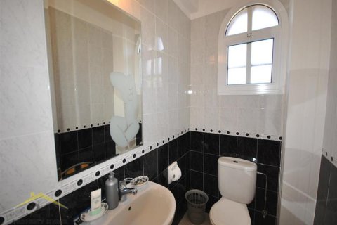 3 bedrooms Villa in Pegeia, Cyprus No. 39128 8