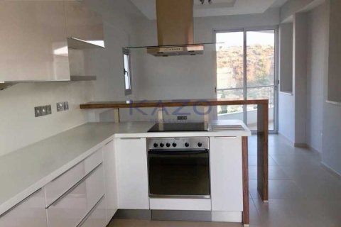 4 bedrooms Penthouse in Germasogeia, Cyprus No. 63617 3