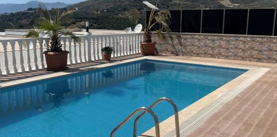 4 habitaciones Villa en Kargicak, Turkey No. 22121