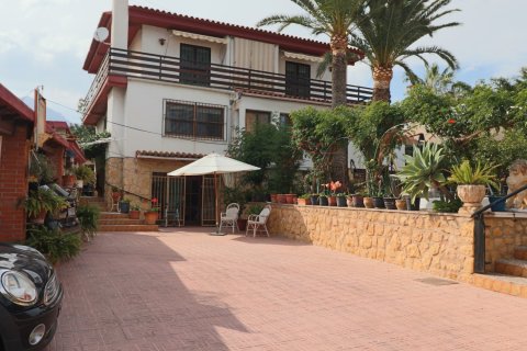 6 bedrooms Villa in La Nucia, Spain No. 111772