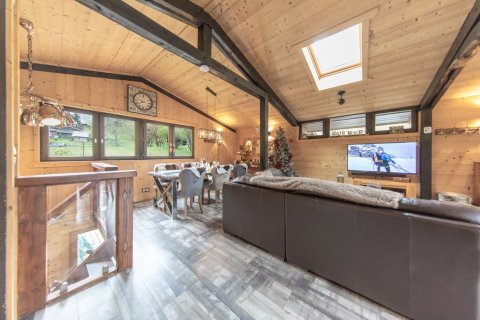 3 bedrooms House in Morzine, France No. 100131 7