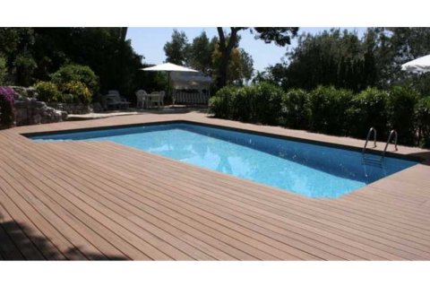 4 dormitorios Villa en Agios Athanasios, Cyprus No. 80675 8