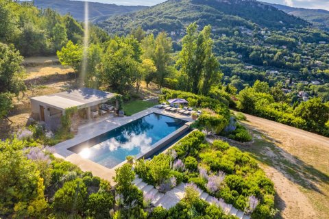 6 chambres Villa à Châteauneuf-Grasse, France No. 67263 2