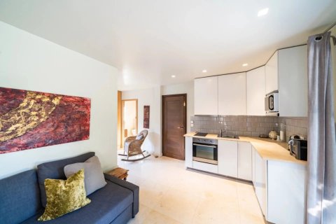 6 chambres Villa à Châteauneuf-Grasse, France No. 67263 11