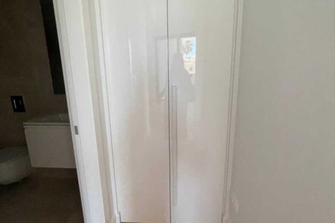 2 bedrooms Apartment in Germasogeia, Cyprus No. 33060 2