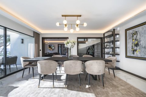 4 bedrooms Apartment in Cannes, France No. 67315 6