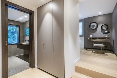 4 bedrooms Apartment in Cannes, France No. 67315 14