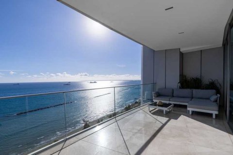 3 bedrooms Apartment in Limassol, Cyprus No. 35010 6