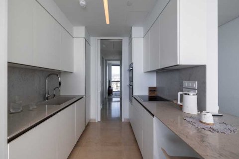 3 bedrooms Apartment in Limassol, Cyprus No. 35010 13