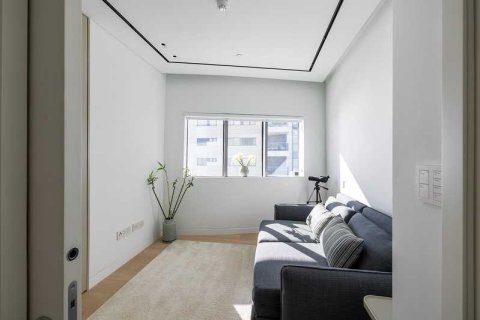 3 bedrooms Apartment in Limassol, Cyprus No. 35010 15