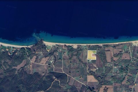 20000m² Land in Chalkidiki, Greece No. 108465