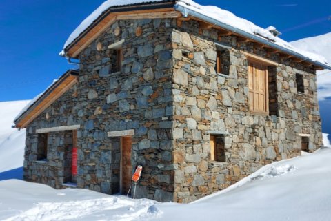 3 rooms House in Les Belleville, France No. 99594 13