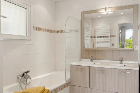 Вилла с 5 спальнями в Гатьер, Франция №99758 9