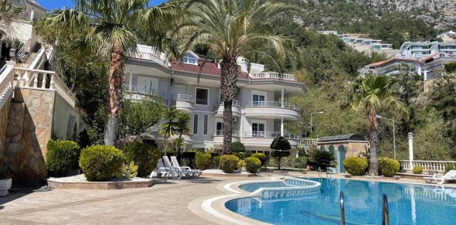 4 rooms Appartement à Alanya, Turkey No. 20832