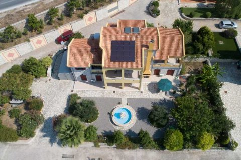 Дом с 4 спальнями в Янина, Греция №58014 1