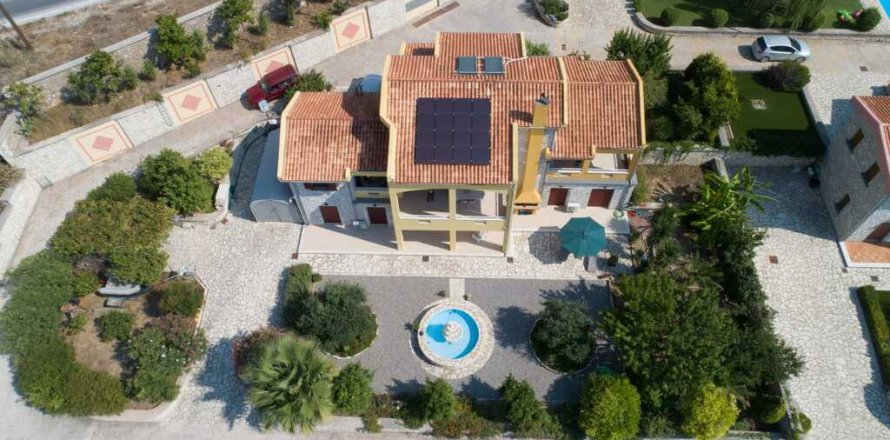 Дом с 4 спальнями в Янина, Греция №58014