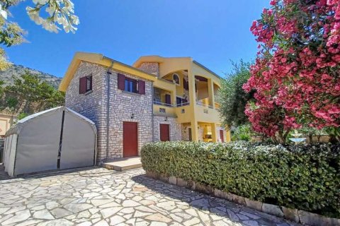 Дом с 4 спальнями в Янина, Греция №58014 29