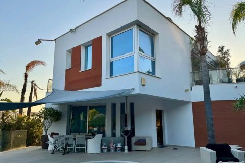 6 chambres House à Germasogeia, Cyprus No. 76558 1