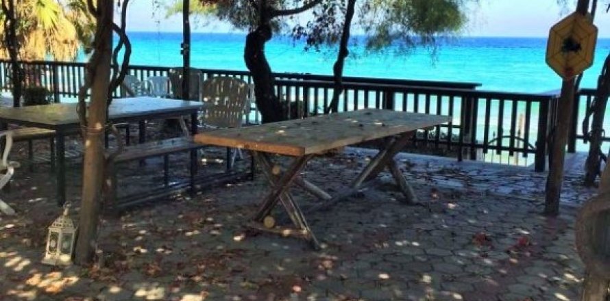 3 bedrooms Villa in Chalkidiki, Greece No. 51106