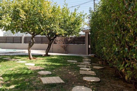 5 bedrooms House in Kalyvia Thorikou, Greece No. 108394 23