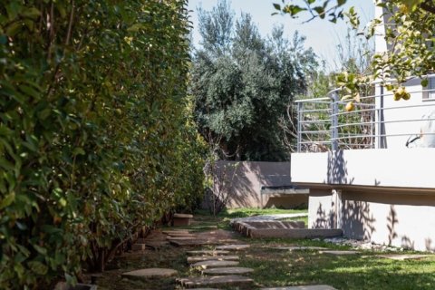 5 bedrooms House in Kalyvia Thorikou, Greece No. 108394 21