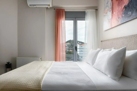 5 bedrooms House in Kalyvia Thorikou, Greece No. 108394 9