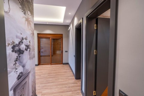 5 rooms Villa in Binh Duong, Vietnam No. 21549 3