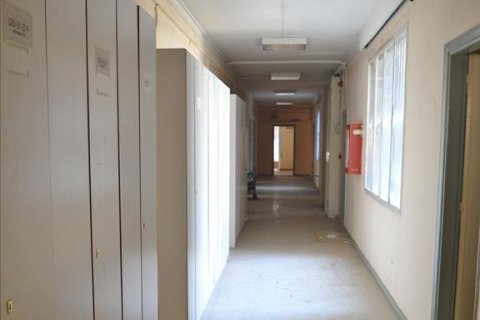 600m² Commercial property in Athens, Greece No. 59553 8