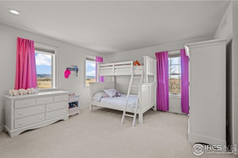 4 bedrooms House in Longmont, USA No. 76731 30