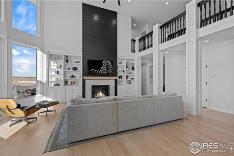 4 bedrooms House in Longmont, USA No. 76731 6